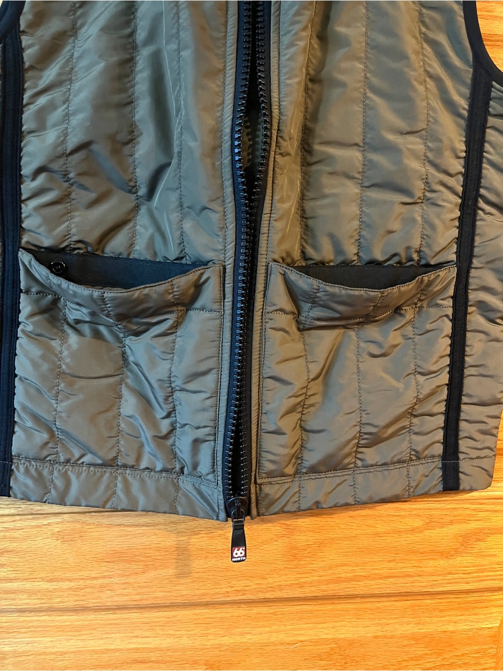 Women’s Olive Quilted Vest - Lightweight Insulated Vest - Picture 4 of 6
